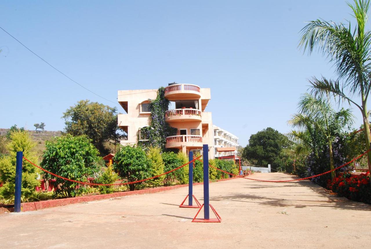 Quinte Hills Residency Villa Panchgani Exterior foto