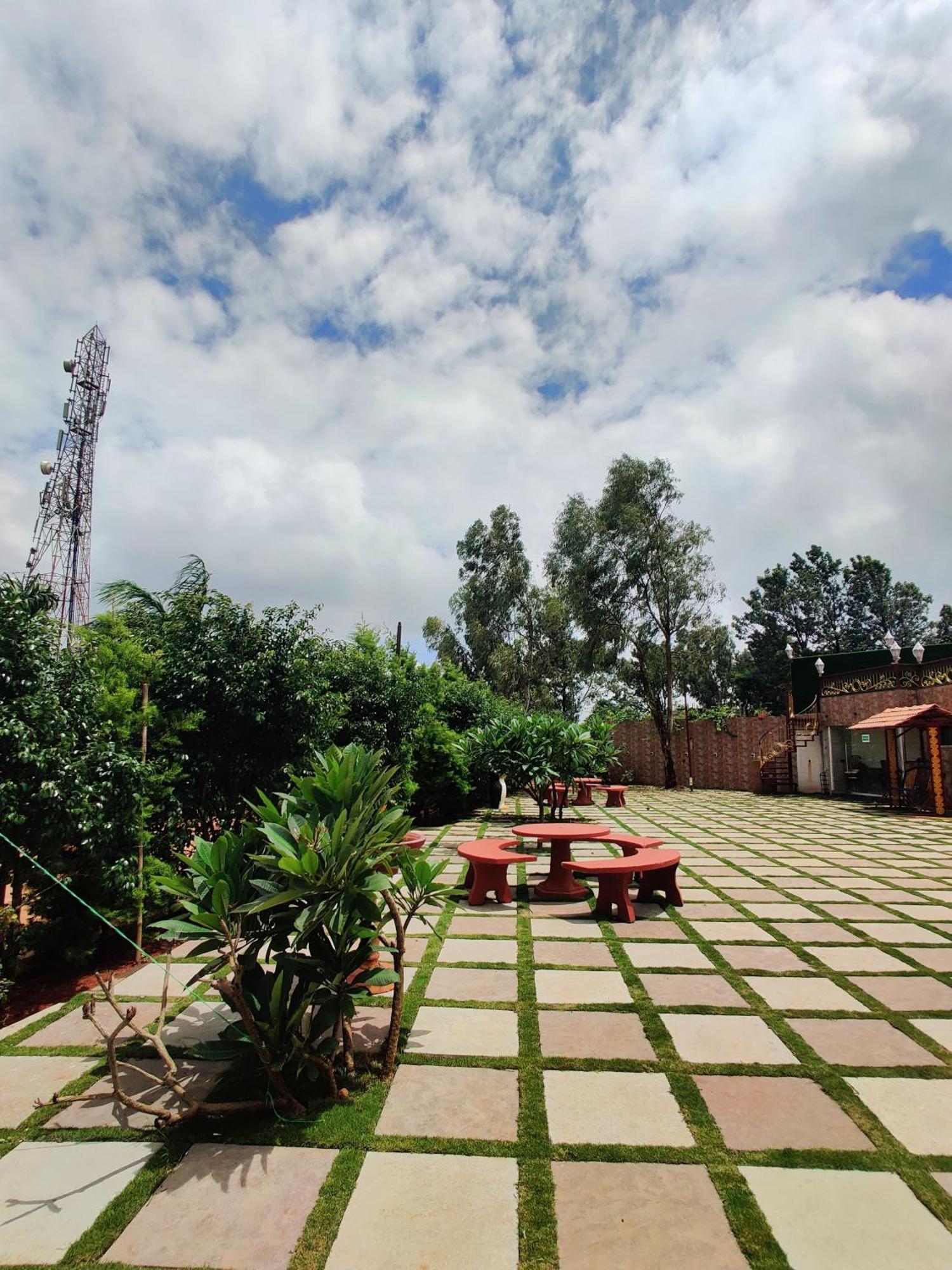 Quinte Hills Residency Villa Panchgani Exterior foto