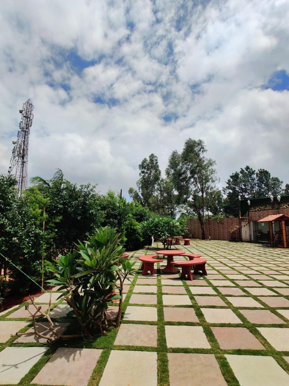 Quinte Hills Residency Villa Panchgani Exterior foto